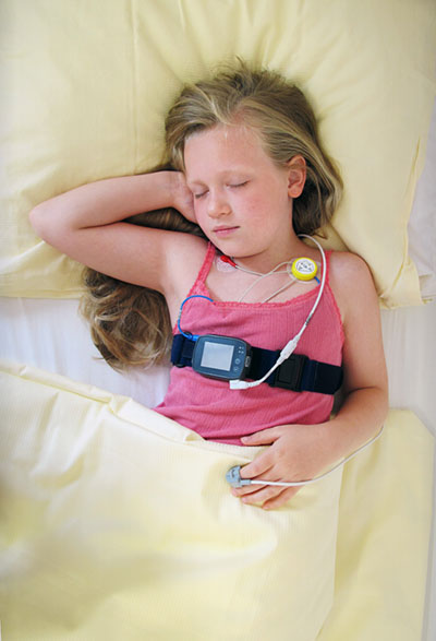 Genauigkeit der manschettenlosen, kontinuierlichen und nicht-invasiven 24-Stunden-Blutdruckmessung mit der SOMNOtouch™ NIBP - vielversprechende Ergebnisse einer kürzlich veröffentlichten Studie bei Kindern und Jugendlichen
